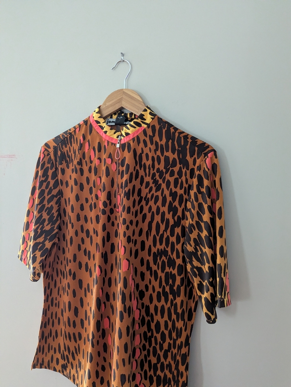 Jamie Sadock Golf Polo Top Animal Print Frenetic NWT Size Large - Picture 3 of 7